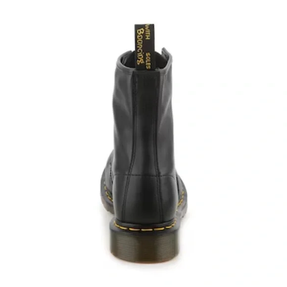 Dr. Martens Women’s Sz Women's 6 1460 8 Eye Leather Combat Boot $170 - Picture 4 of 14